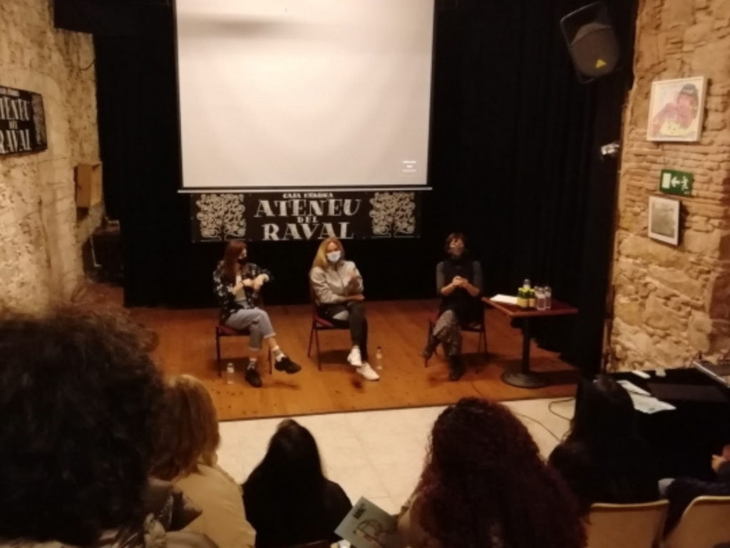 Conversatori_Ens_sents__Raval_del_Festival_RAVALS._Font_Carla_Fajardo